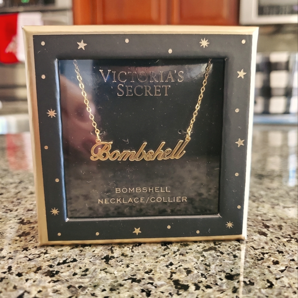 Victoria’s Secret Bombshell Necklace